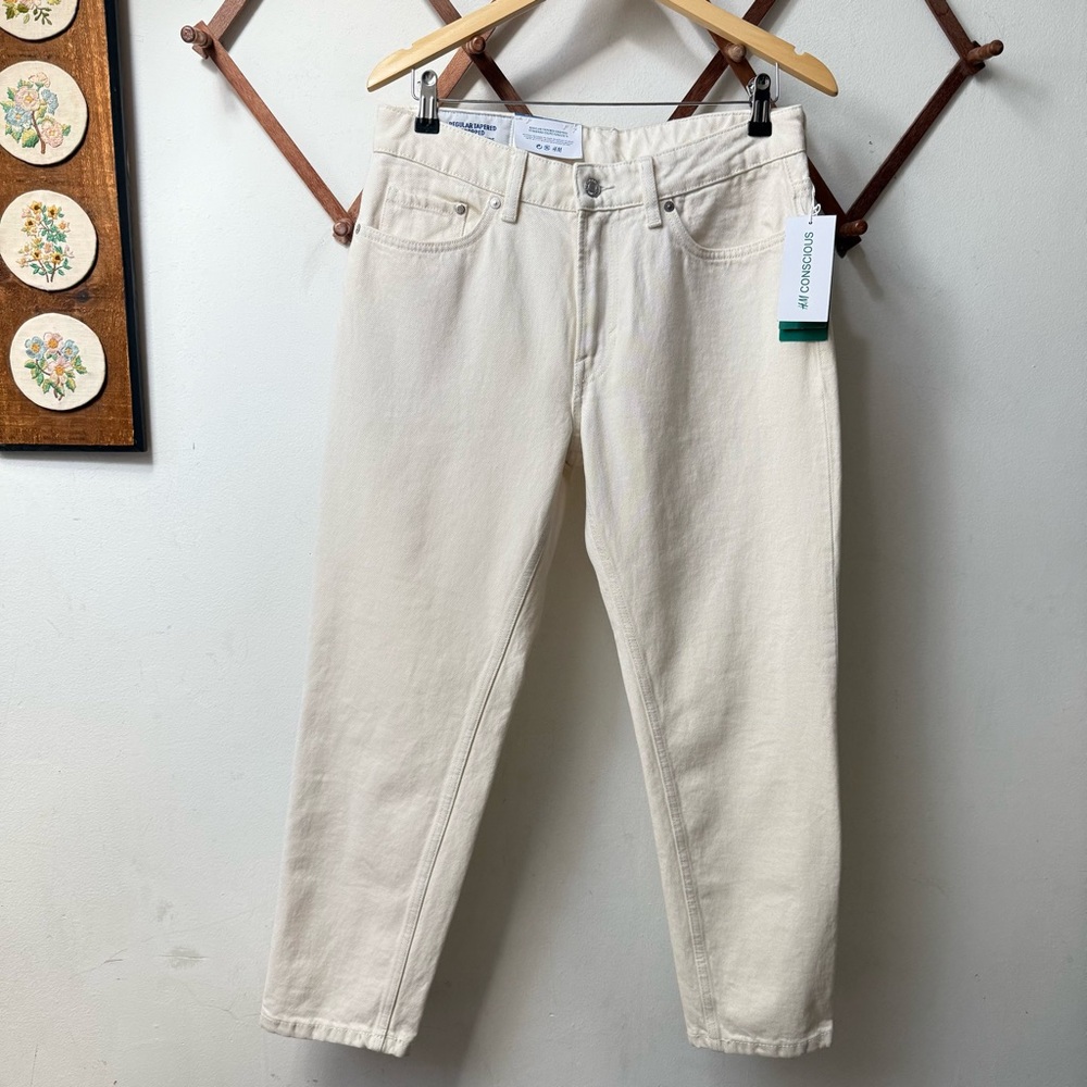 NWT H&M Conscious Cream Denim Regular Tapered Cropped Jeans